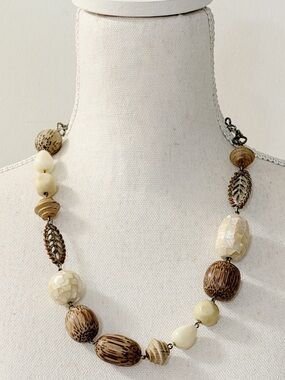 SIGRID OLSEN Natural Wood & Shell Statement Necklace Boho Coastal Chunky Beaded